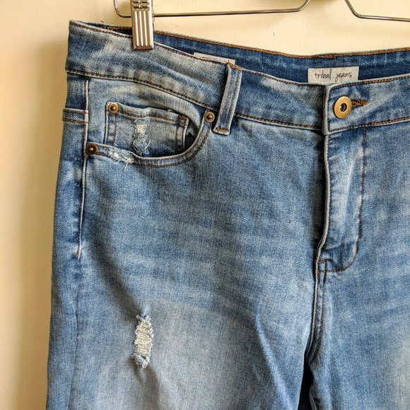 [Tribal.Jeans] NWT Distressed Light Denim Rolled Hem Ankle Cropped Pants - 12 - Picture 2 of 6